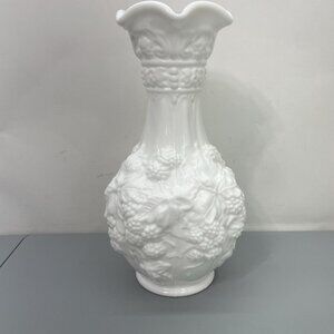 Vintage Imperial Glass Company White Milk Glass Vase Loganberry 10” Grapes